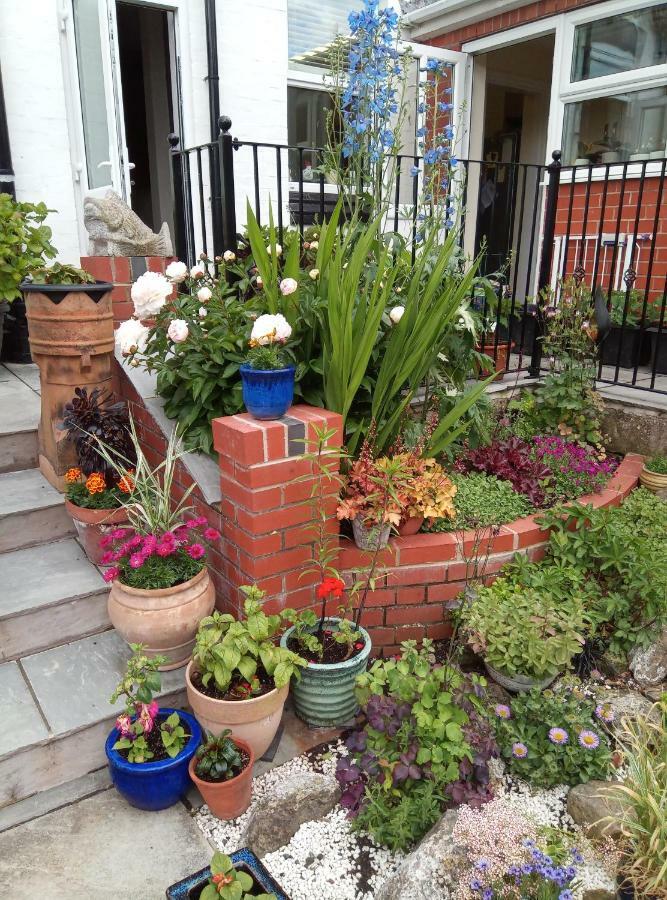 Laurels Bed & Breakfast Oswestry Exterior foto
